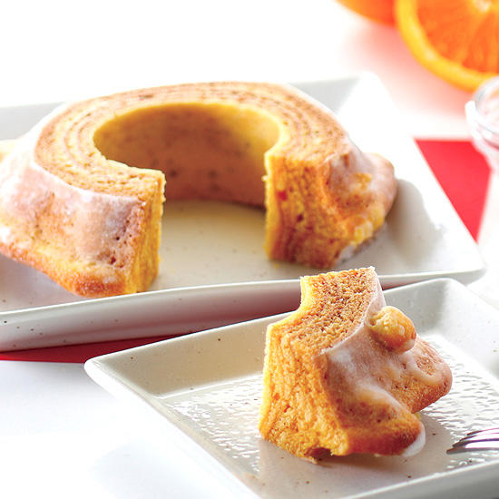 【お歳暮限定】「ラ・ベットラ・ダ・オチアイ」バウムクーヘン（オレンジピール入り）