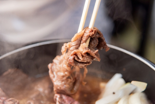 兵庫　但馬牛　すき焼き　バラ　300ｇ